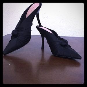 ❤️Black slip on 3 inch Zara shoes❤️